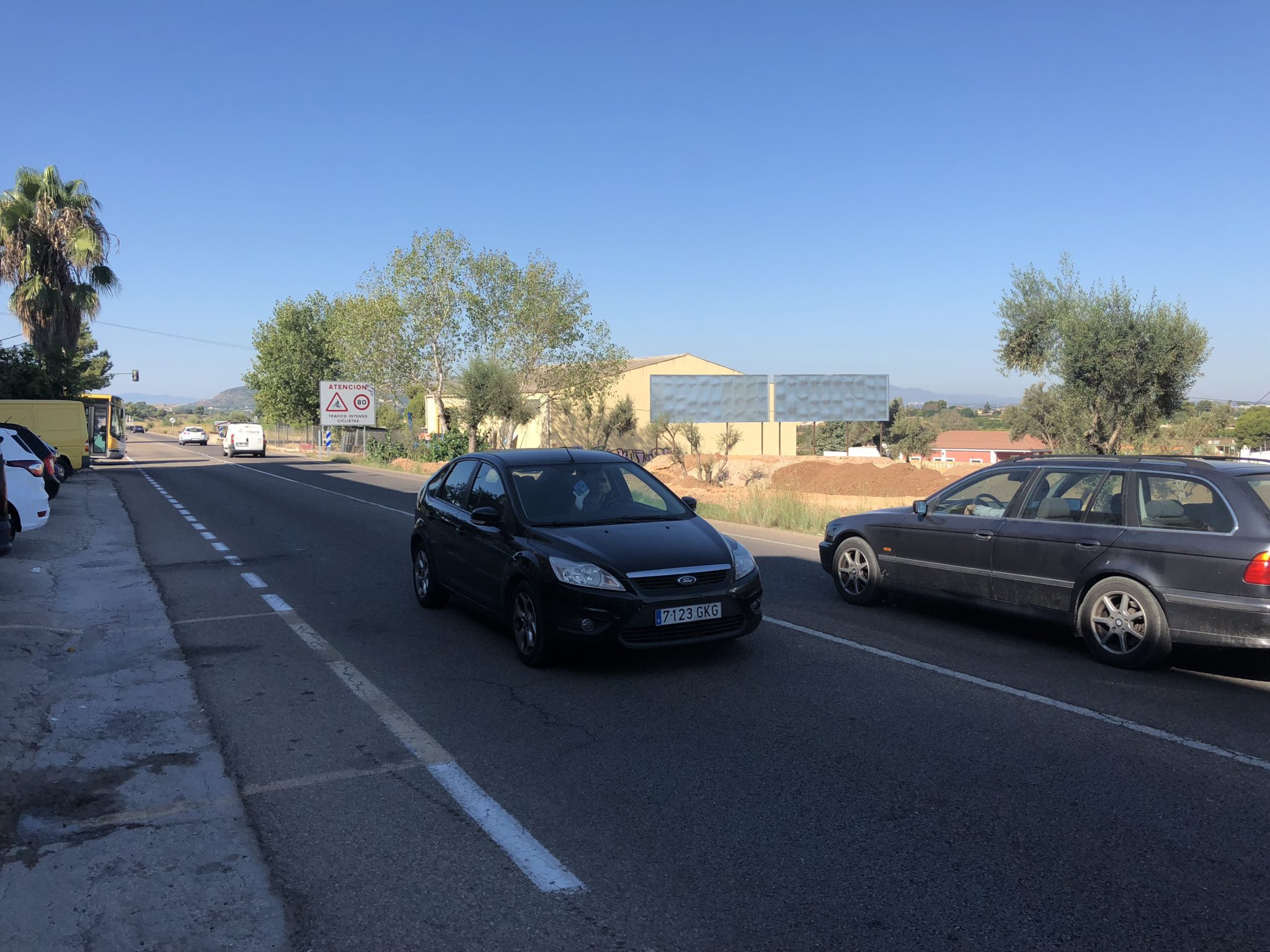 Vallas publicitarias Torrent. Visibles desde el sentido de entrada a Torrent desde Monserrat y el Centro Comercial Toll